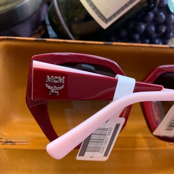 SOLD⛔️Authentic MCM star Studs 55 acetate colorblock sunglasses - Picture 10 of 14